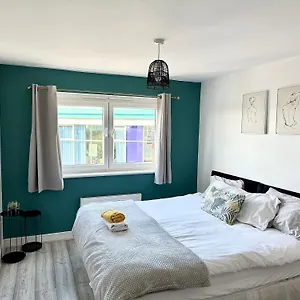Cosy 2 Bed 5 Min Walk From London Tube Station Ilford