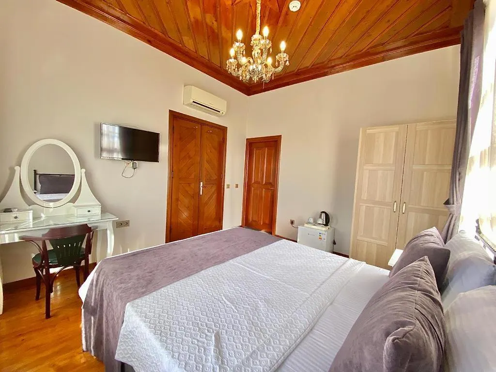 Appartement Necip Bey Konagi à Antalya Séjour chez l'habitant
